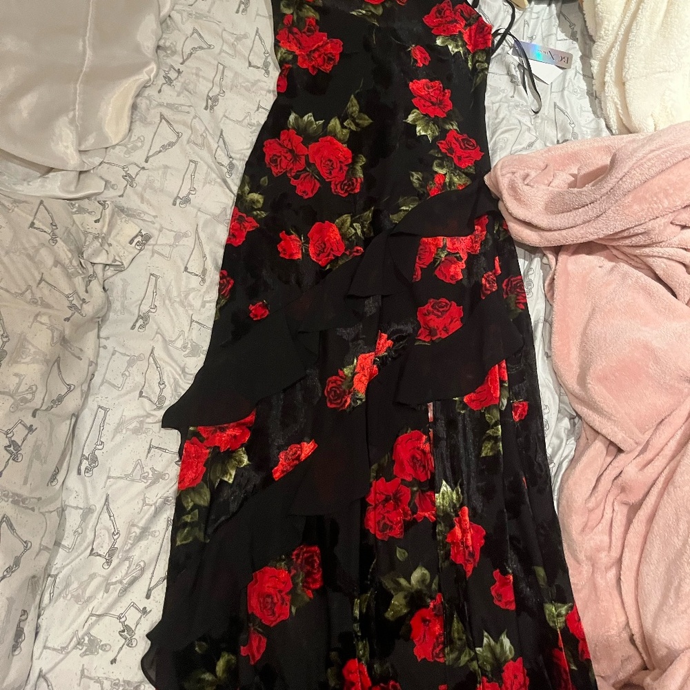 Macys formal black and red dress, gothic formal - Picture 3 of 5